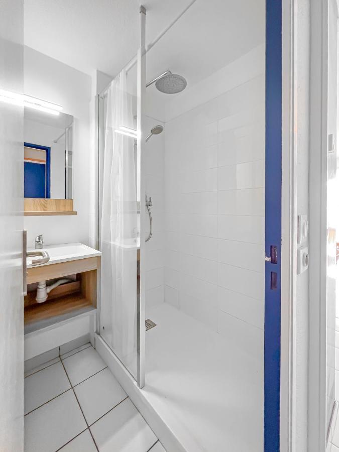 Azure Escape Apartment