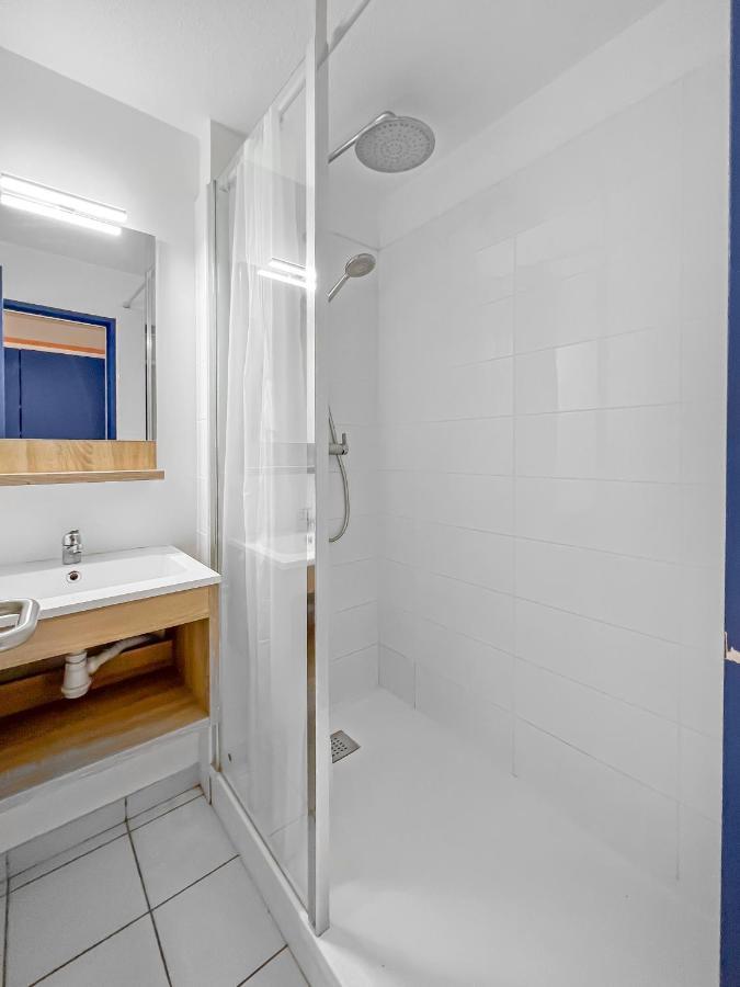 Azure Escape Apartment